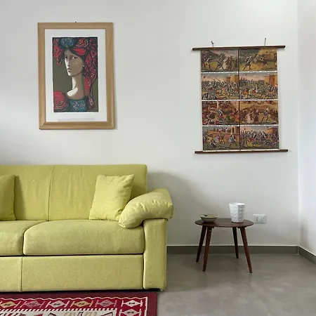 Orlando_a Center Sicilian Treat Apartment Palermo